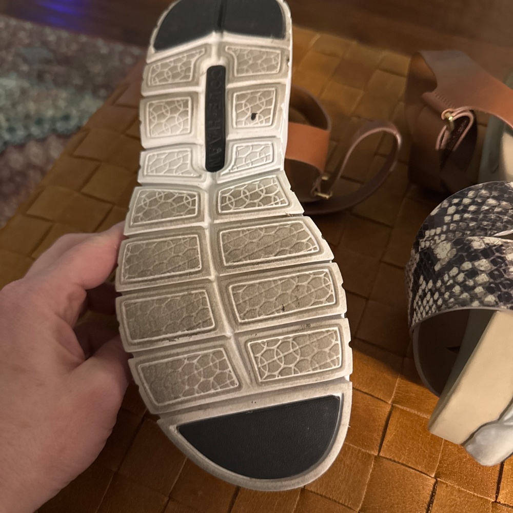 Sandals - Picture 3 of 3